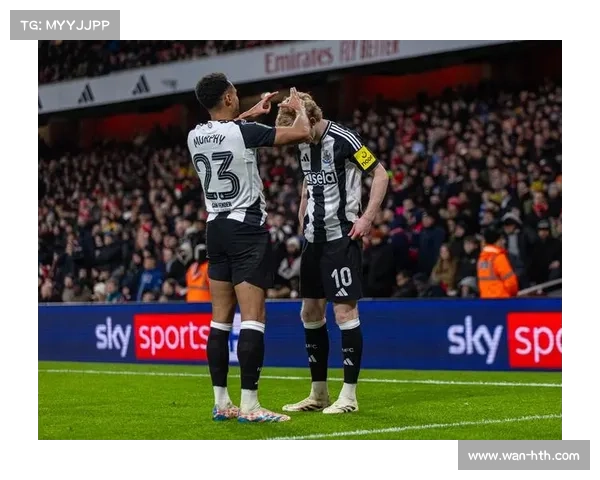 英格兰联赛杯严智星伤退布里斯托尔城险胜点球晋级