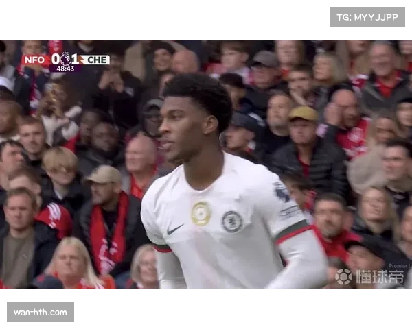 加布里埃尔成定位球空霸，本赛季已斩获3粒头球破门